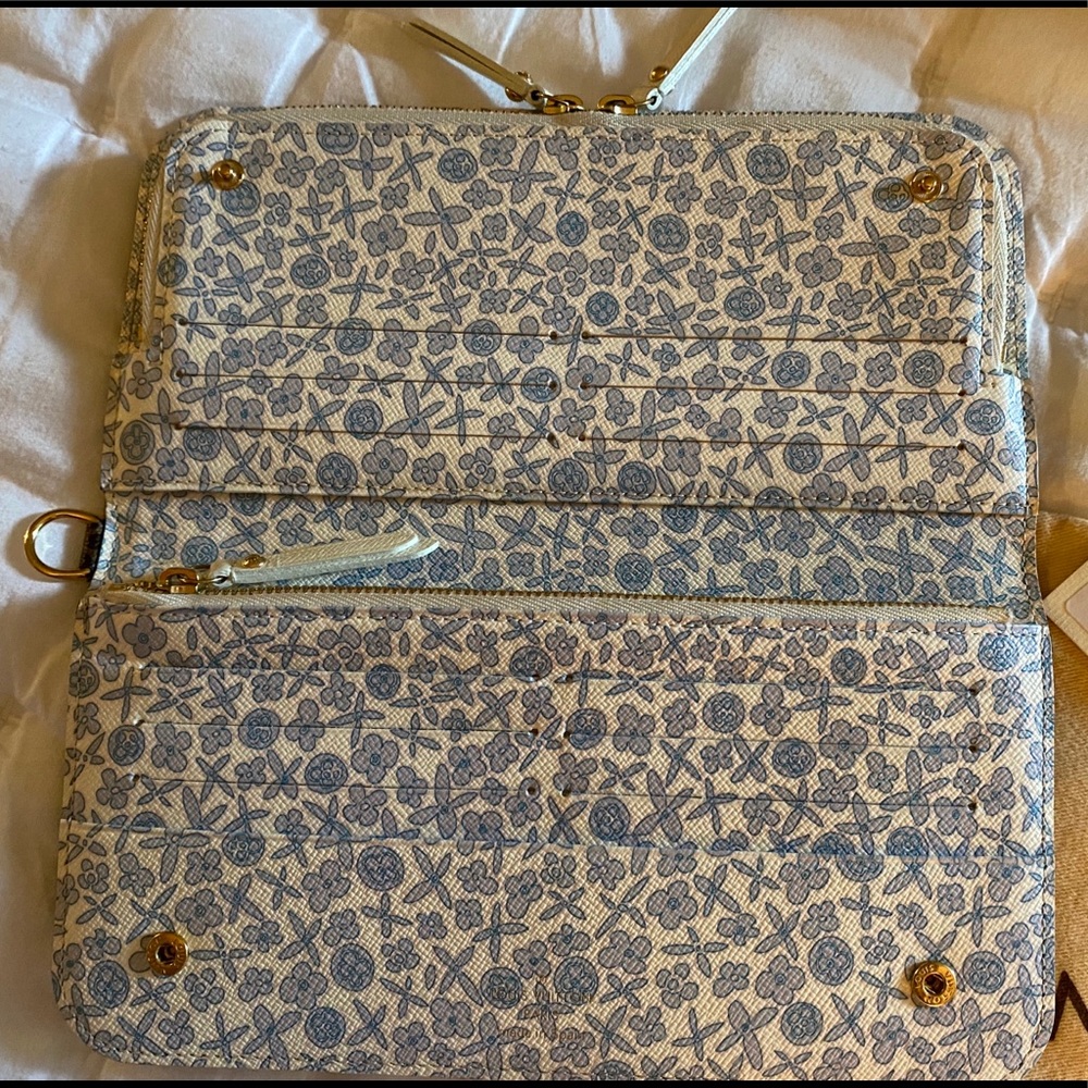 🌸Louis Vuitton LE Insolite Wallet🌸 - Picture 5 of 16